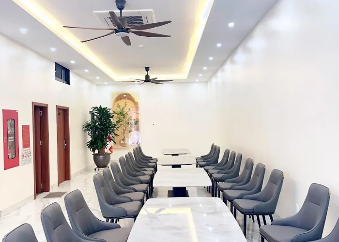 Lê Tâm E678 Hotel Hạ Long