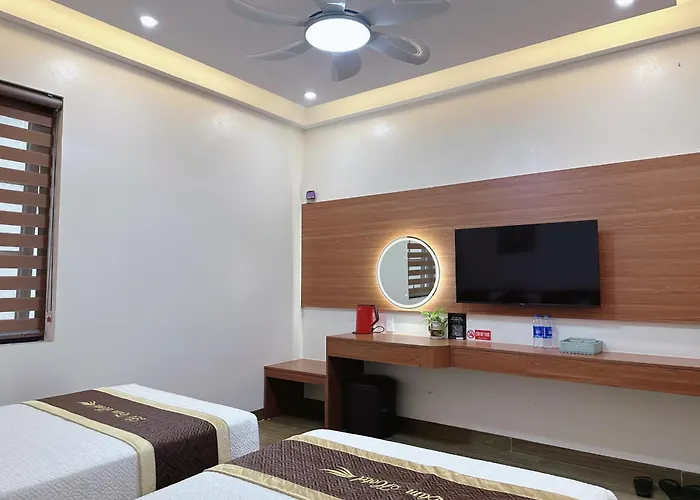 đỉnh Hương Khách sạn Hạ Long